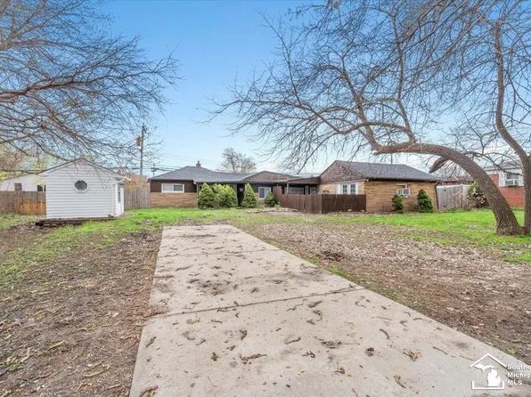 19940 Stanley St, Melvindale, MI 48122