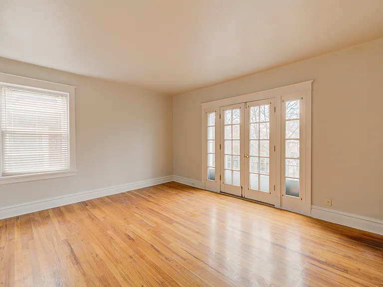 6616 San Bonita Ave #2W — Photo 4