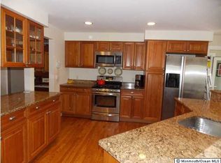 90 Cooper Blvd, Red Bank, NJ 07701