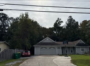 9201 Marina Ave, Ocean Springs, MS 39564