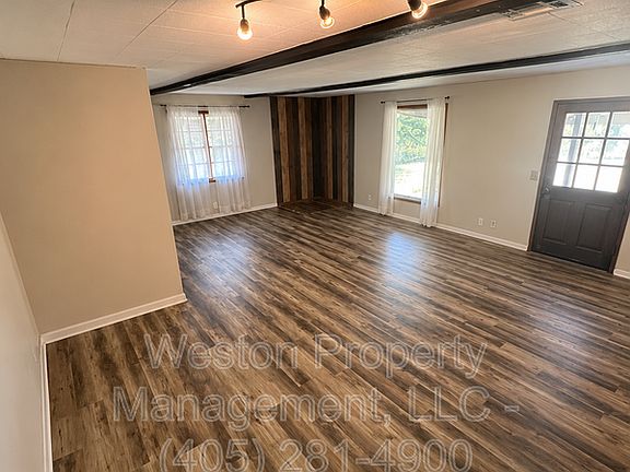 3rd image of 1316 S Reno Ave