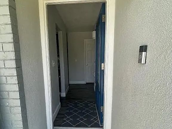 5th image of 511 E Cambridge Ave