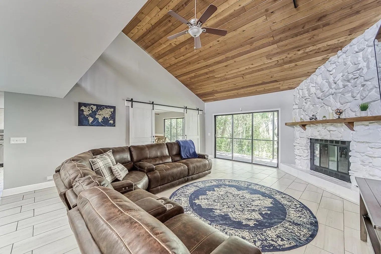 5 bed, 3.0 bath, $14,289 — Photo 1