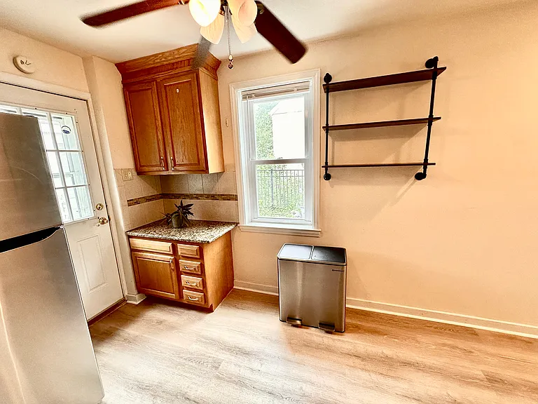 8730 Wissahickon Ave — Photo 8