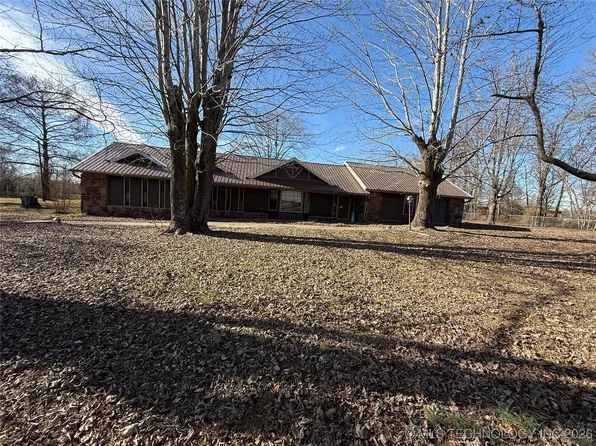 17079 S 125th St E, Webbers Falls, OK 74470