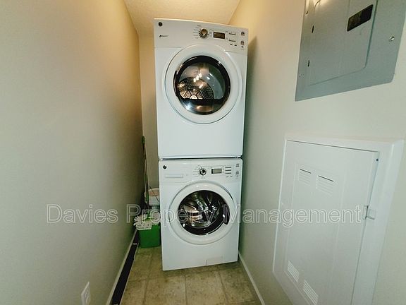 4th image of 5510 Schonsee Dr NW #114