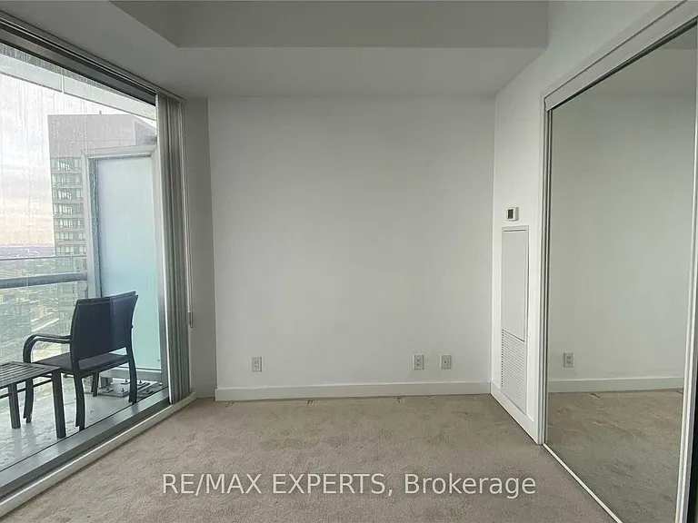 14 York St #4010 — Photo 5