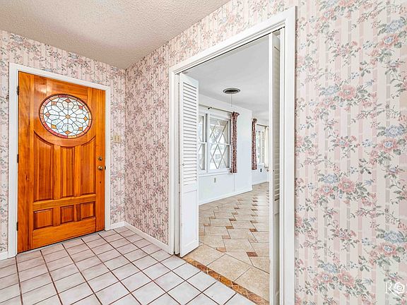 5th image of 2114 Sul Ross St