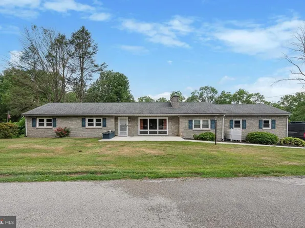 10 Old Spring Rd, Coatesville, PA 19320