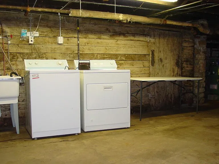 156 S Lasalle St #1 — Photo 22