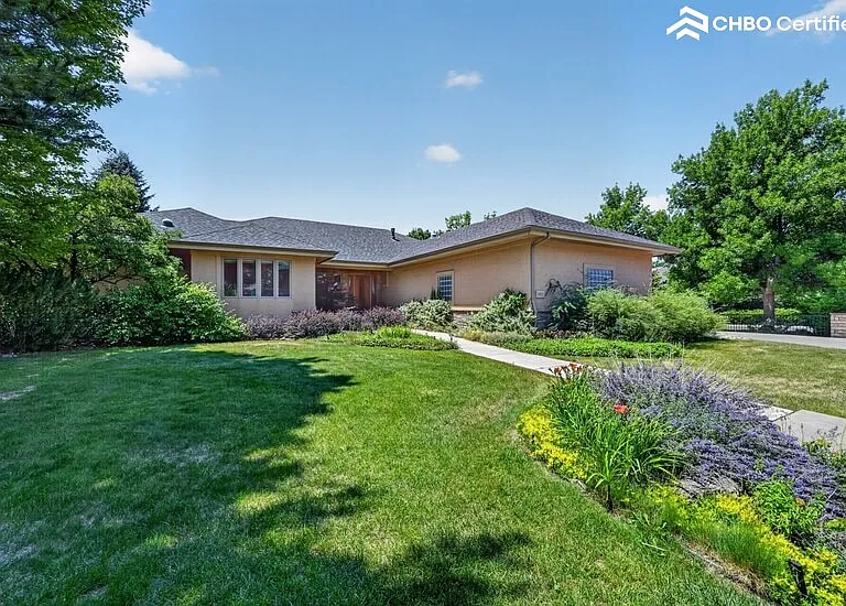 1001 Belvedere Ct — Photo 5