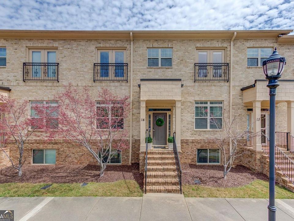1st image of 745 Fountainhead Ln NE #14
