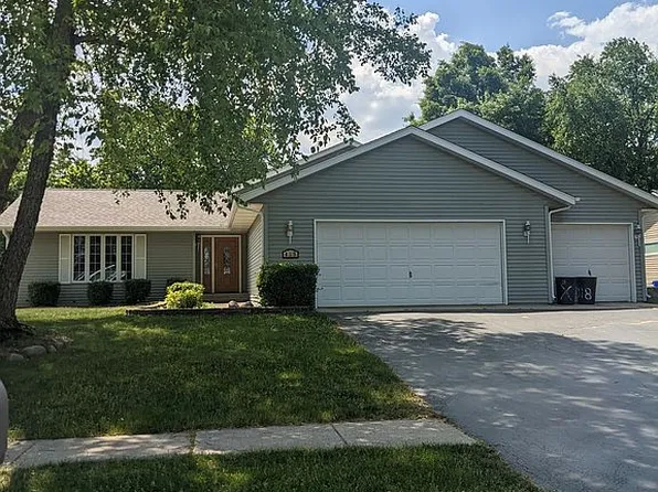 615 Dickerson Dr, Winnebago, IL 61088