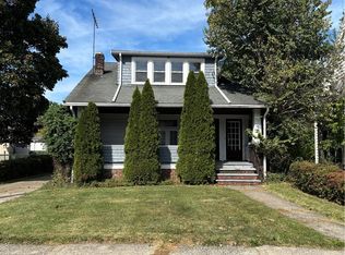 18309 Edgerton Rd, Cleveland, OH 44119
