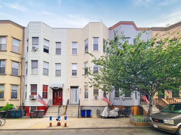 68 Hausman Street 1 image 2 of 6