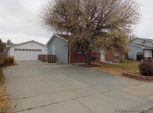 4408 Fontenelle Cir, Cheyenne, WY 82001
