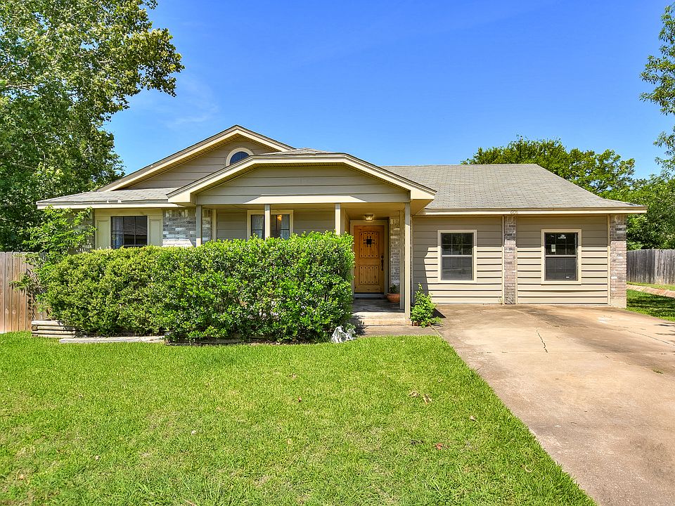 1st image of 608 Meadowcreek Cv