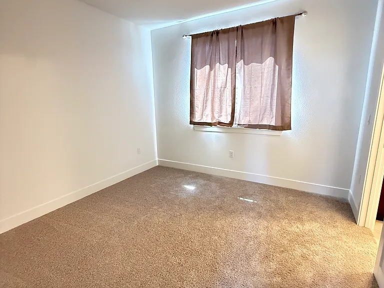 3022 Bosworth St — Photo 18