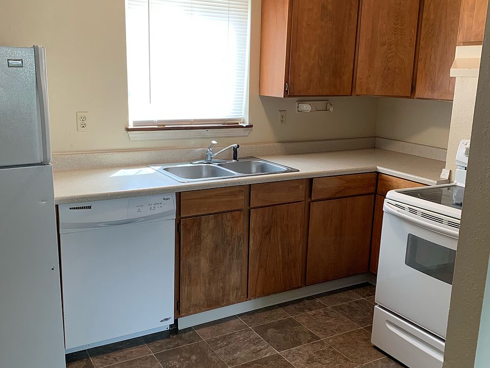 1st image of 1135 American Legion Blvd #10720797