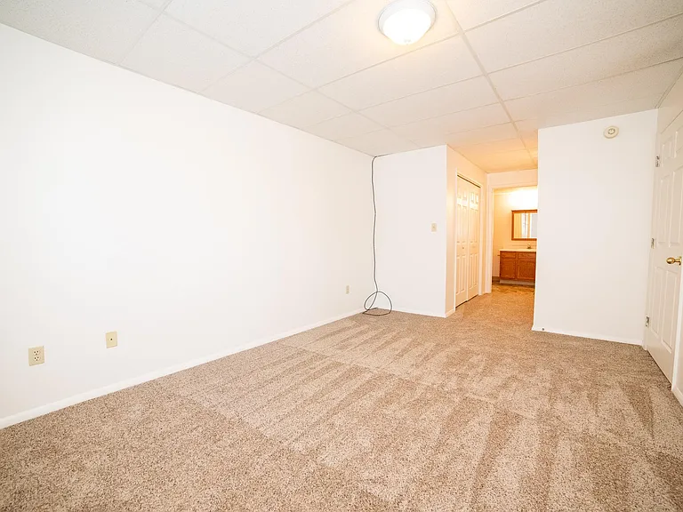 1609 Sand Ct #7 — Photo 12