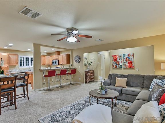 3rd image of 1073 Robertson Dr