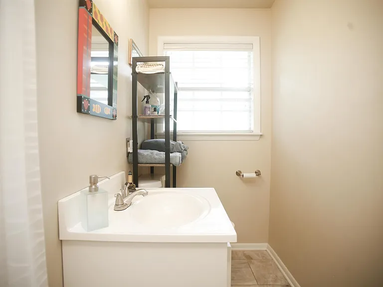 7220 Amherst Dr — Photo 19