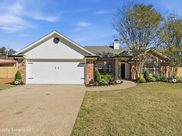 248 Parkhaven Dr, Woodway, TX 76712