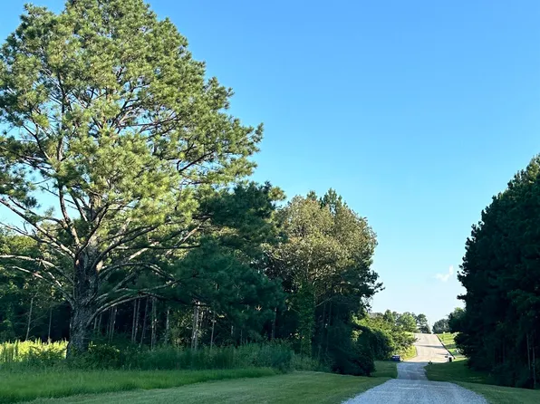 40 Pinewell Dr #1, Cropwell, AL 35054