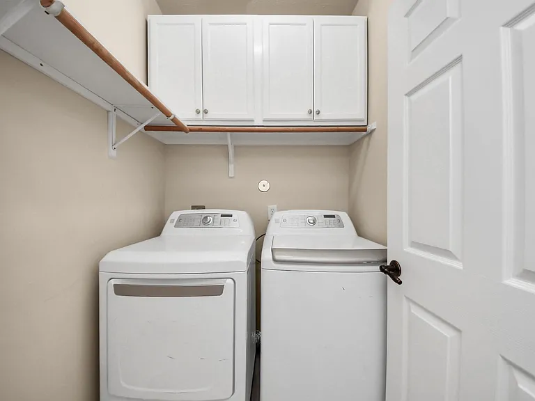 10007 Adobe Dr — Photo 25