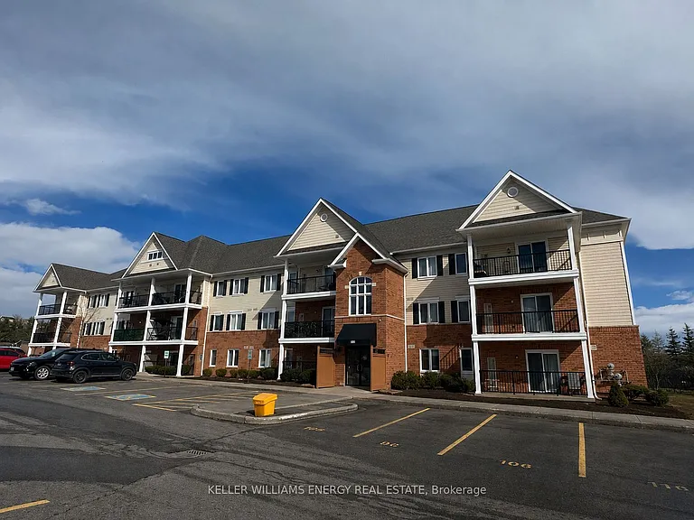 312 Spillsbury Dr #104 — Photo 1