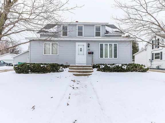 2nd image of 171 Wood Ave