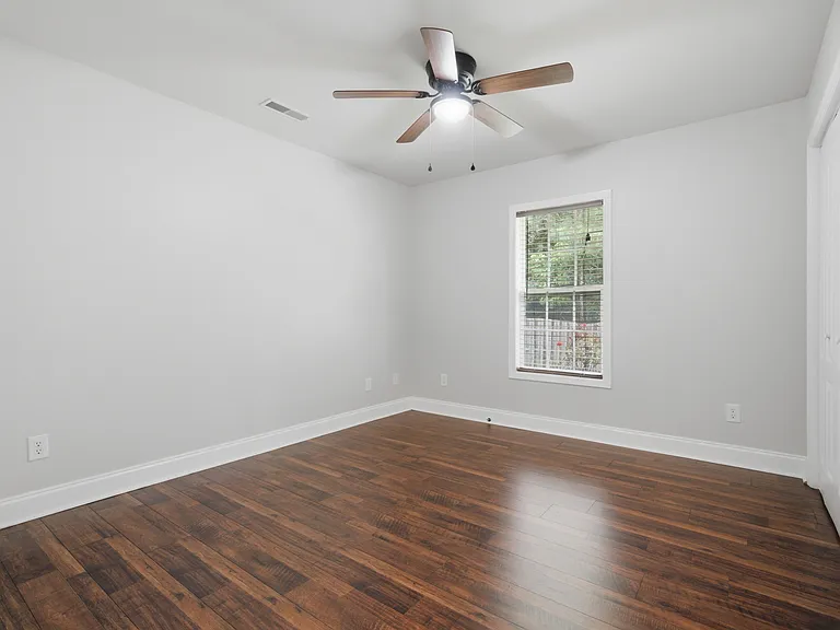 242 Chestnut Oak Cir — Photo 5