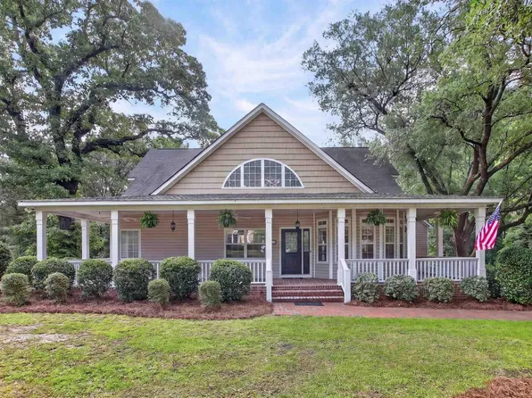 26 Sumner St, Elgin, SC 29045