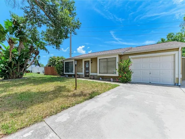 2226 Lockwood Meadows Dr, Sarasota, FL 34234