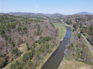 Daniel Daughters Dr, West Jefferson, NC 28694