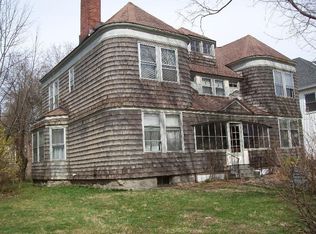 64 Bartlett Ave, Pittsfield, MA 01201