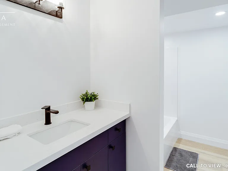 823 Stirling Ave S #2 — Photo 15