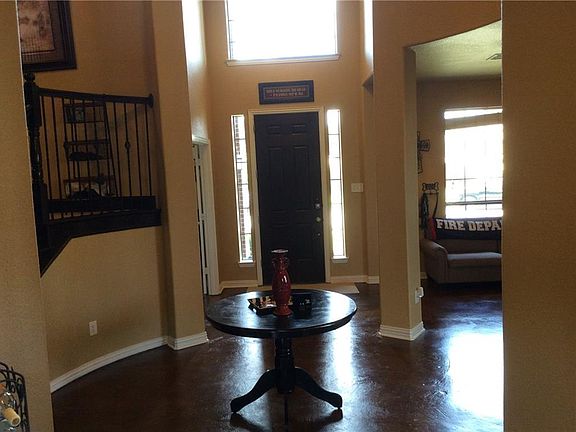 2nd image of 1158 Litchfield Ln