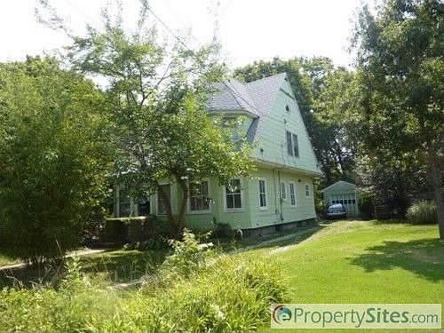 3rd image of 120 Sterling Pl