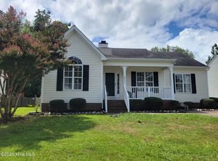 4427 Surrey Meadows Dr, Winterville, NC 28590