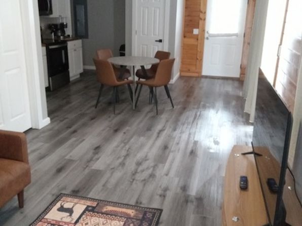 114 Ginseng Springs Ln #B