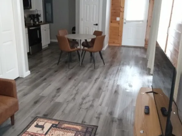 114 Ginseng Springs Ln #B, Mc Henry, MD 21541