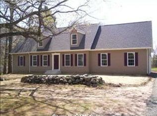 30 Edgerton St, East Hampton, CT 06424