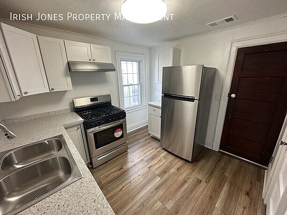 2nd image of 24 Red Jacket Pkwy APT 3