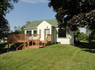 851 Century Ave N, Maplewood, MN 55119