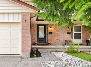 647 Pinerow Cres, Waterloo, ON N2T2K5
