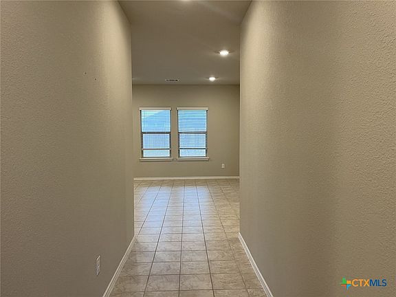 2nd image of 5108 Vivien St
