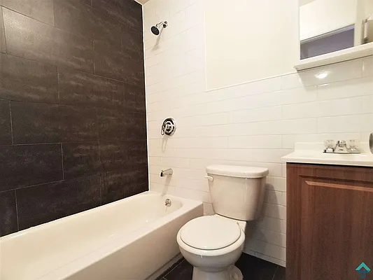 Rented by EXR | media 8