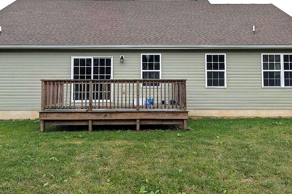 2nd image of 86 Winery Way
