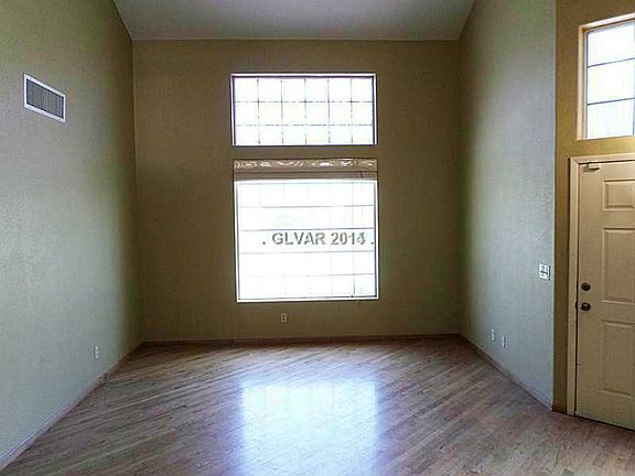 3rd image of 4701 English Ivy Ct